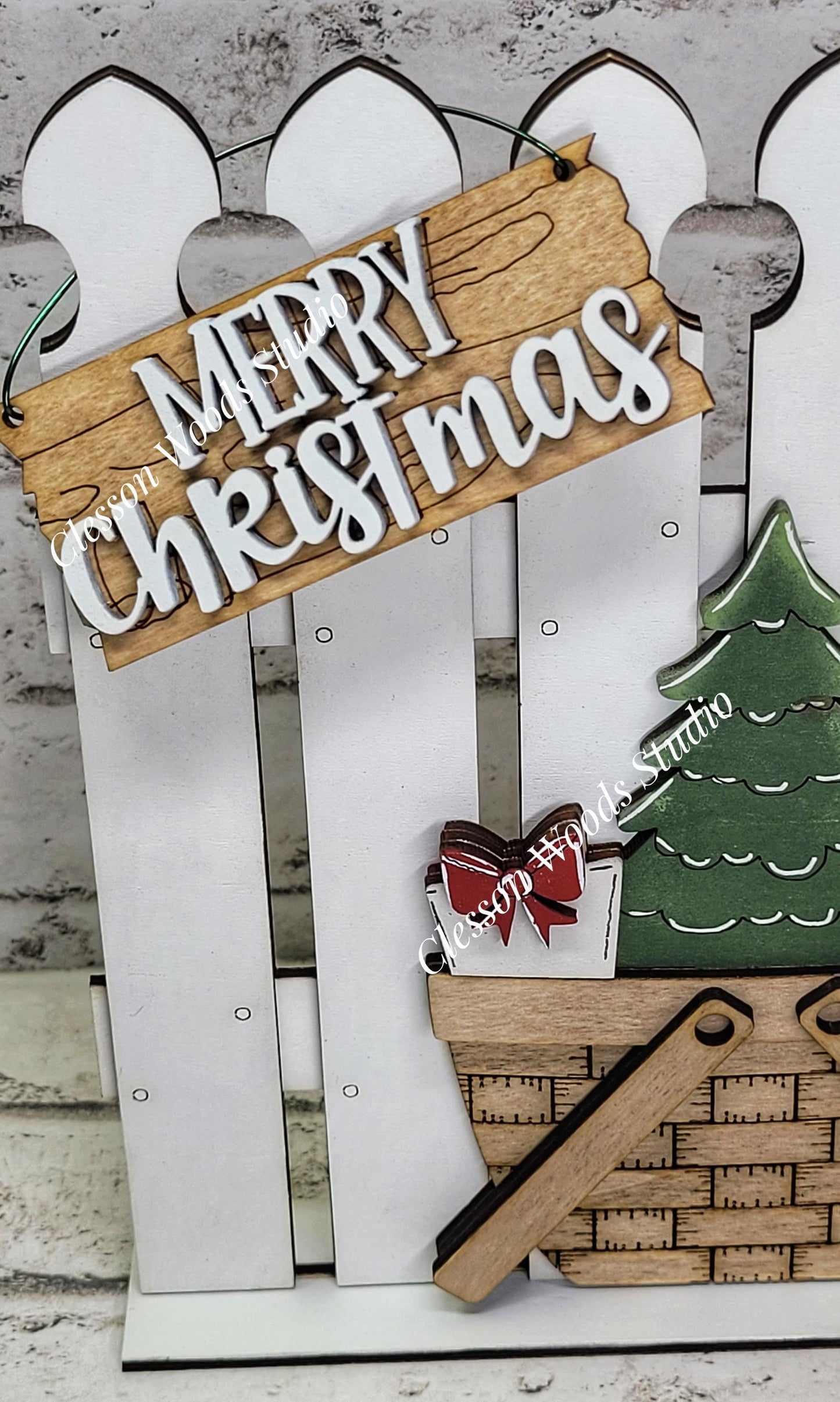 Hand-Painted Tiny Fence Basket Set – Christmas Tree Vignette Décor