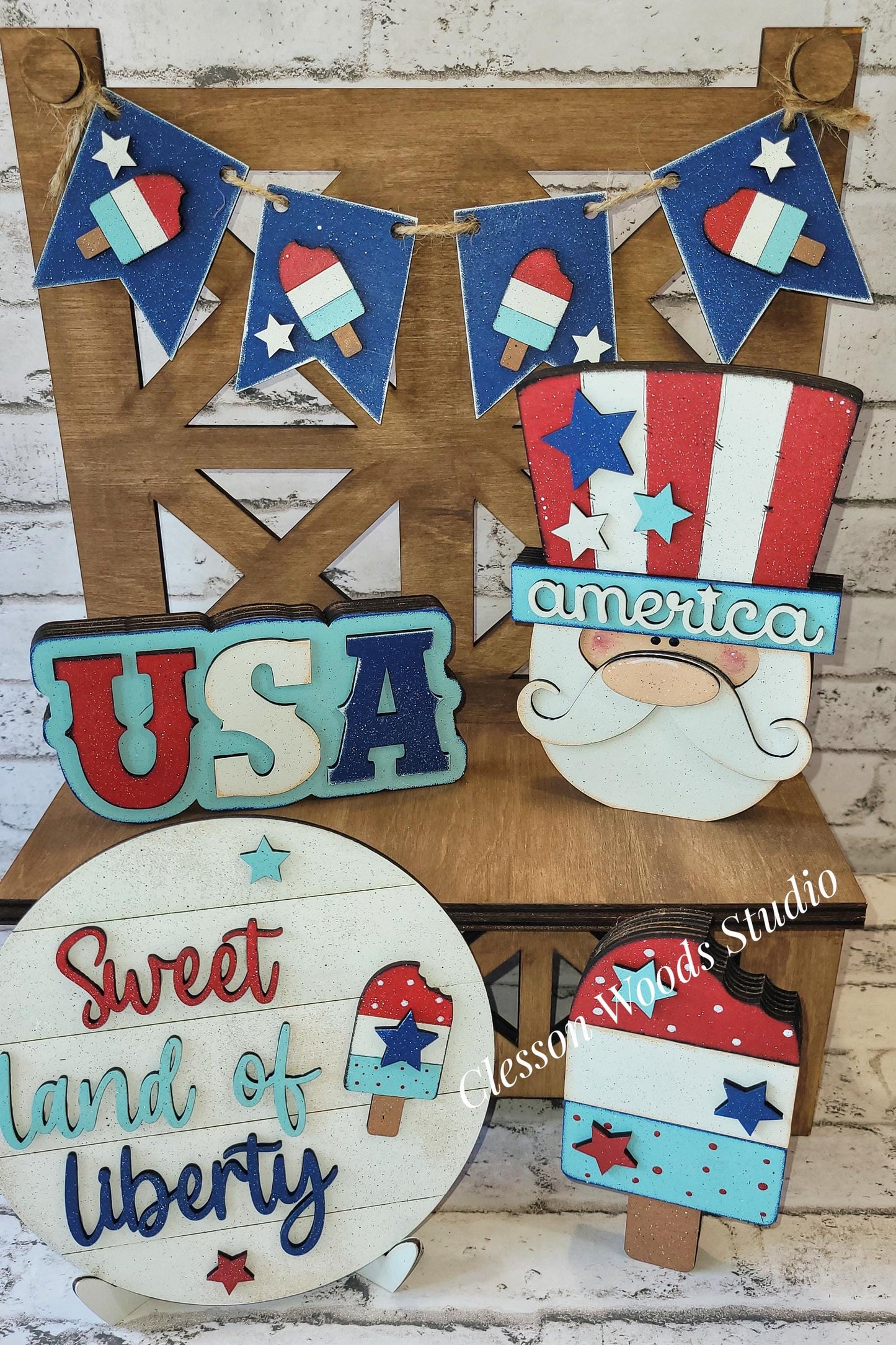 July Tiered Tray Collection