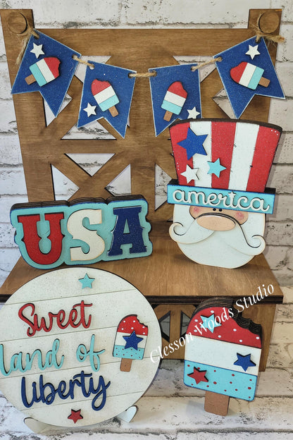 July Tiered Tray Collection
