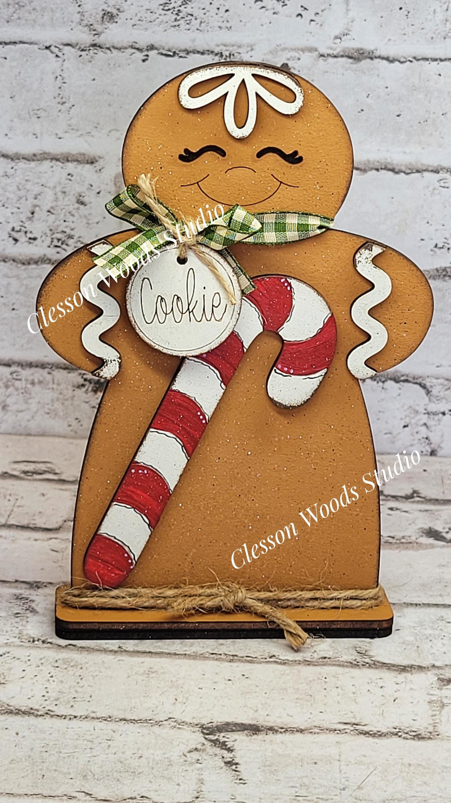 Gingerbread Couple Shelf Sitters