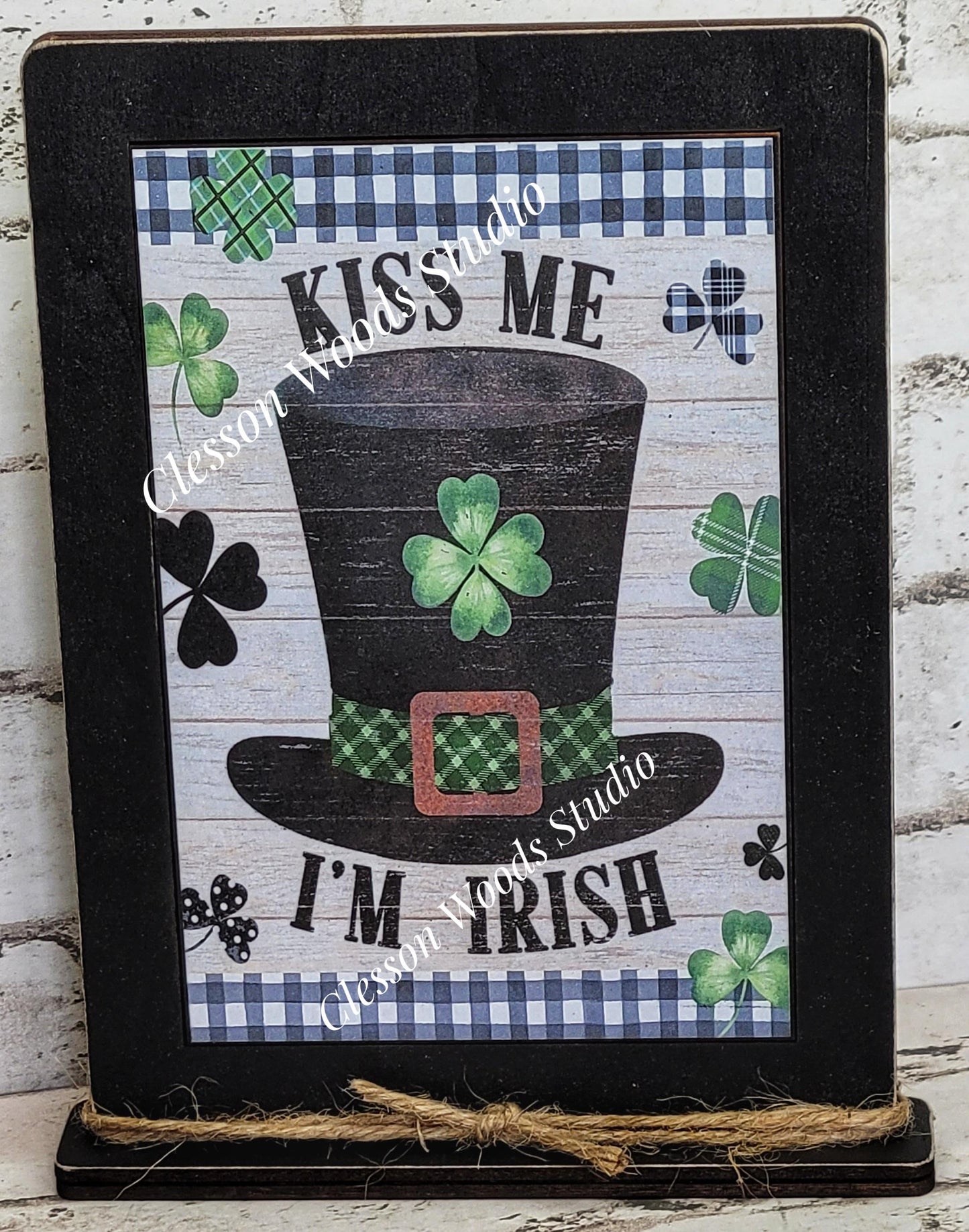 St Patrick's Day Kiss Me I'm Irish Framed Art with Attached Stand