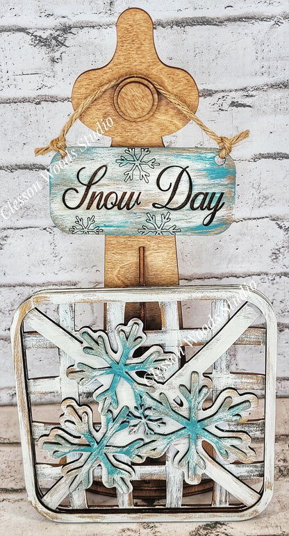 Snow Day Snowflake Set Stained Stand Tobacco Basket Sign Post and Sign