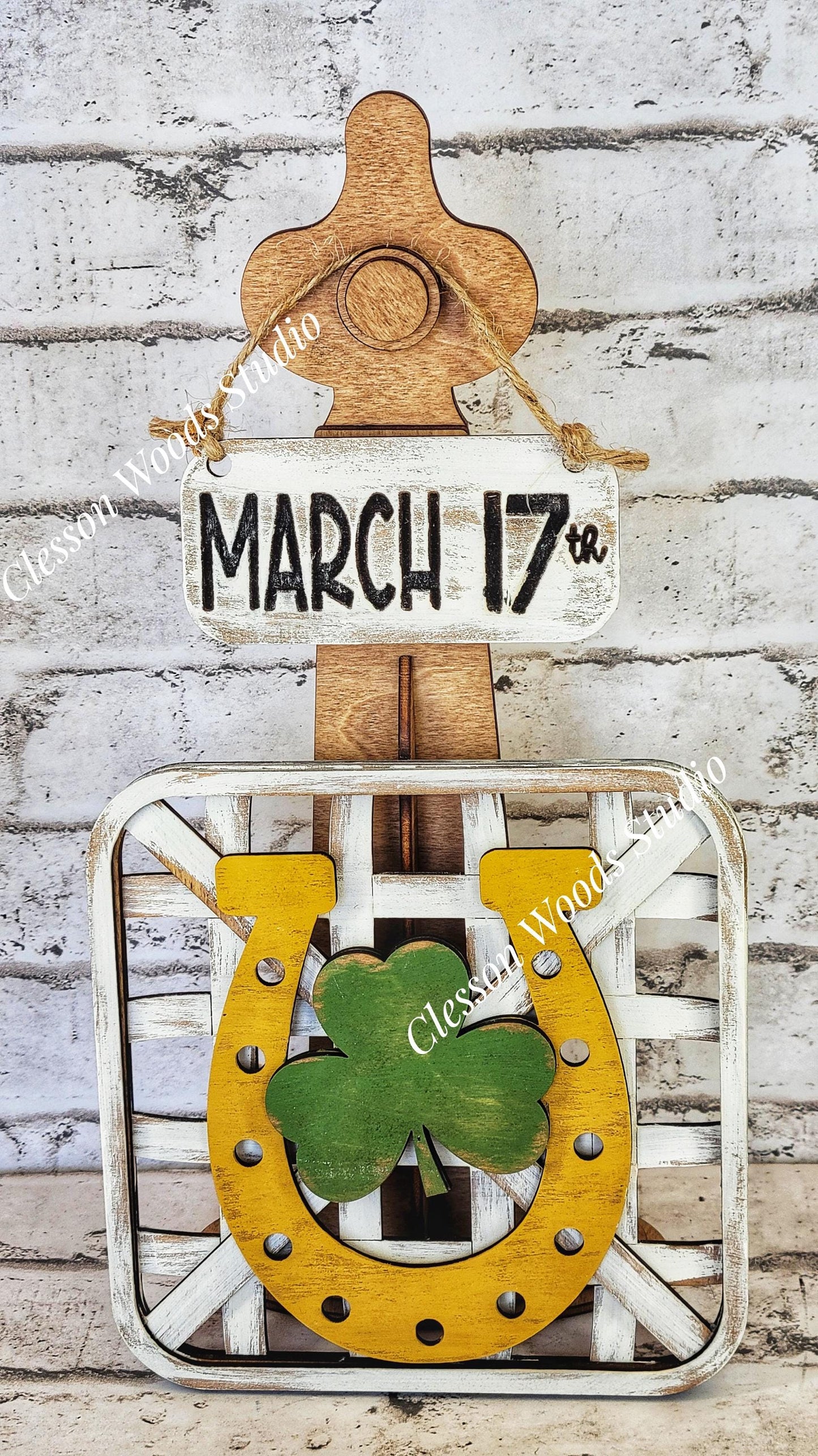 St. Patrick's Day Horseshoe Set Stained Stand Tobacco Basket Sign Post and Sign