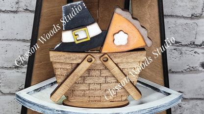 Thanksgiving Pilgrim Hat Pie Piece Tiny Basket Insert