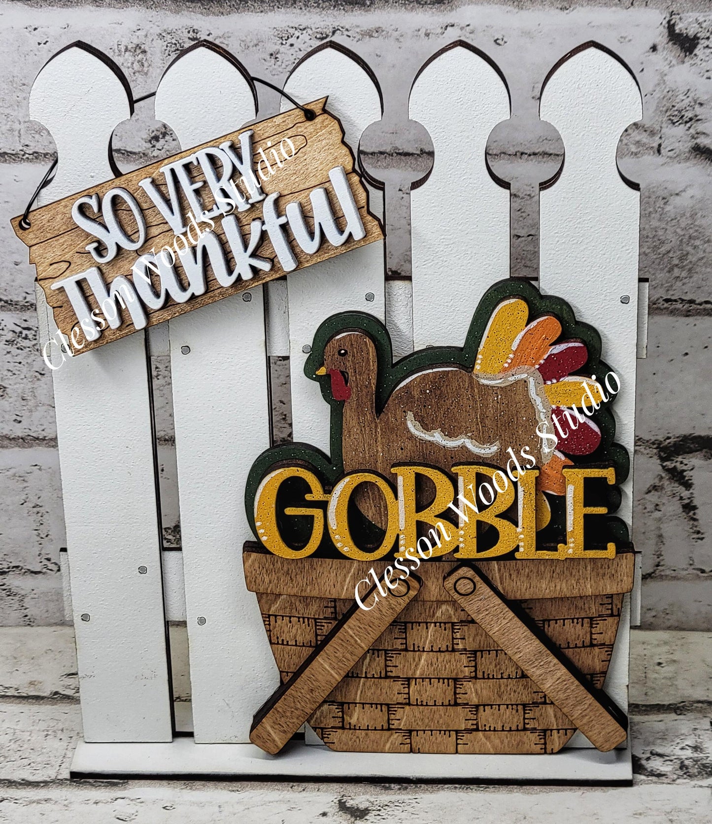 Hand-Painted Wooden Fence Basket Set – Thanksgiving Turkey Vignette Decor