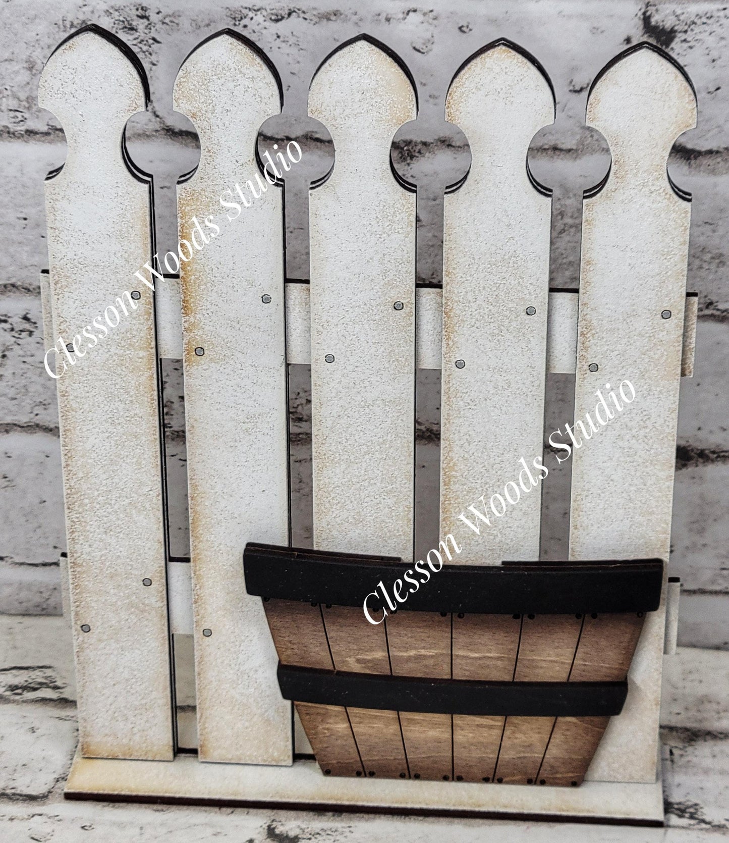 Tiny Fence Basket Set - Daisy Sunflower Rustic White/Apple Basket