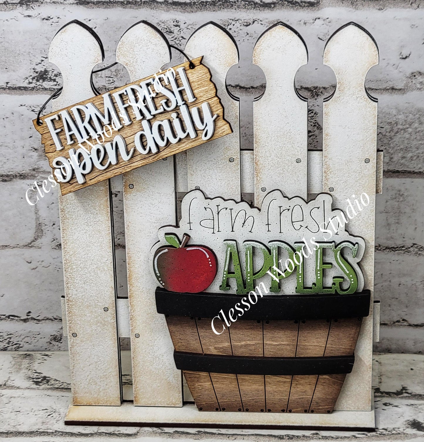 Tiny Fence Basket Set - Apples Rustic White/Apple Basket