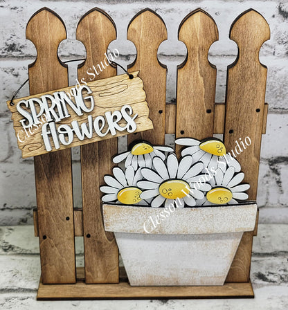 Tiny Fence Basket Set - Daisy Stained Fence Rustic White Pot
