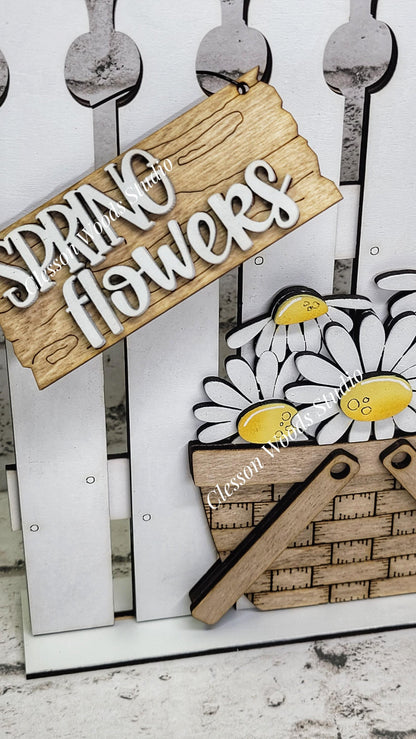 Hand-Painted Wooden Fence Basket Set – Interchangeable Seasonal Decor