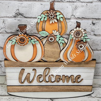 Pumpkin & Flower Insert for Large Basket or Crate
