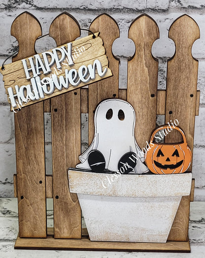 Tiny Fence Basket Set - Halloween Ghost Stained Fence Rustic White Pot