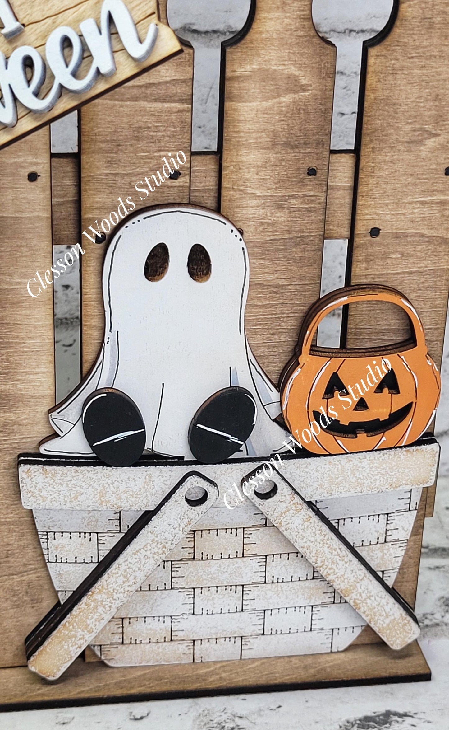Tiny Halloween Fence Basket Set – Rustic Wood Vignette Décor