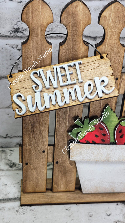 Tiny Fence Basket Set - Strawberries Stained Fence Rustic White Pot