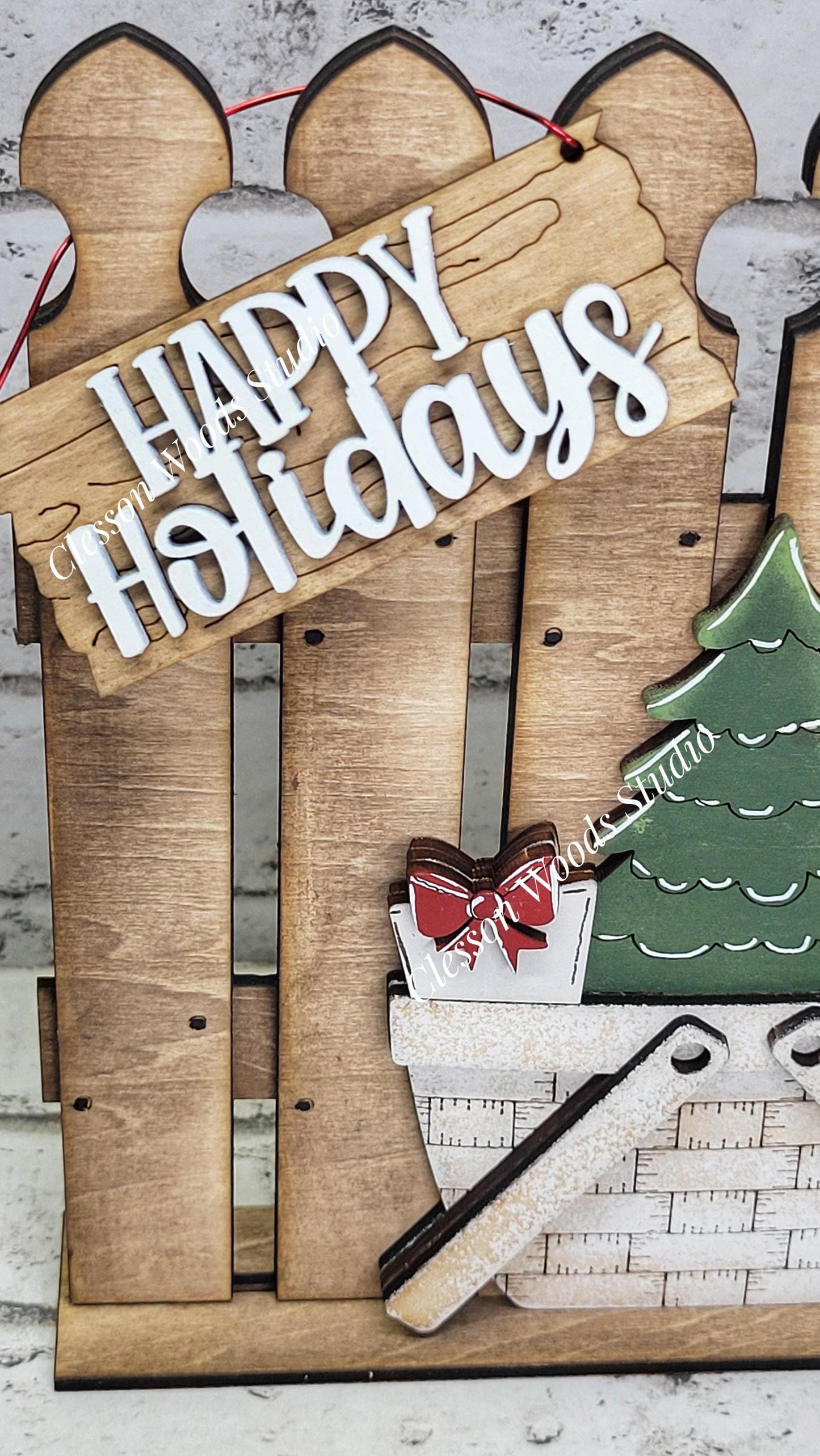 Hand-Painted Rustic Fence & Basket Set – Interchangeable Christmas Vignette Decor