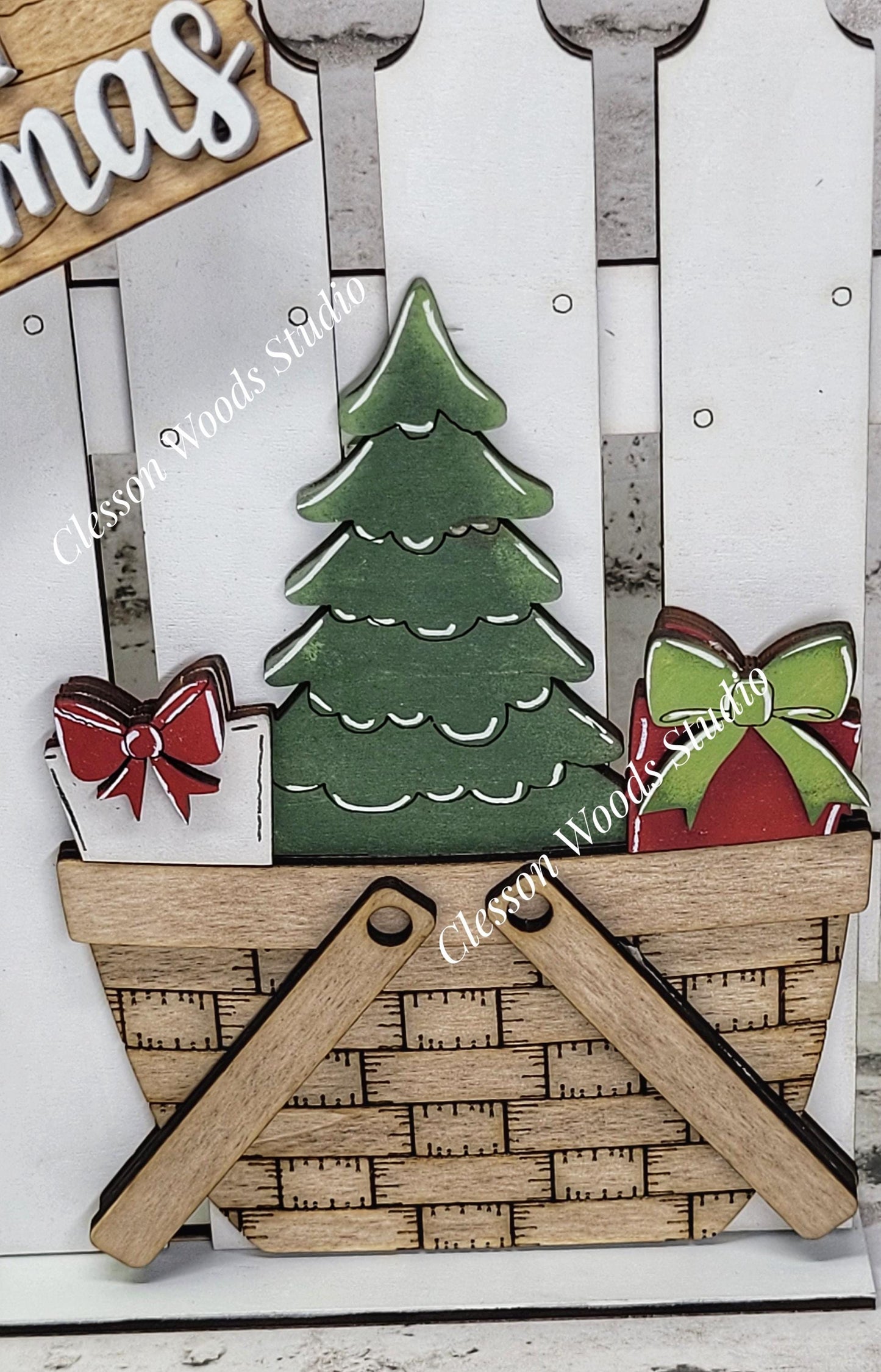 Hand-Painted Tiny Fence Basket Set – Christmas Tree Vignette Décor