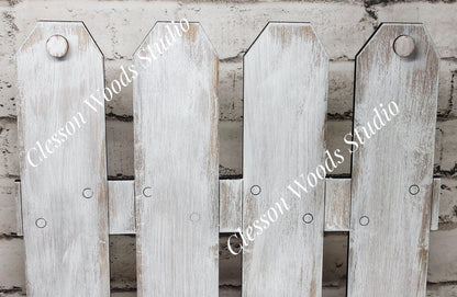 Large Rustic Fence Crate Display – Farmhouse Seasonal Decor (13"H x 9.5"W)