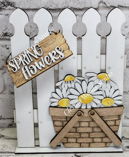 Hand-Painted Wooden Fence Basket Set – Interchangeable Seasonal Decor