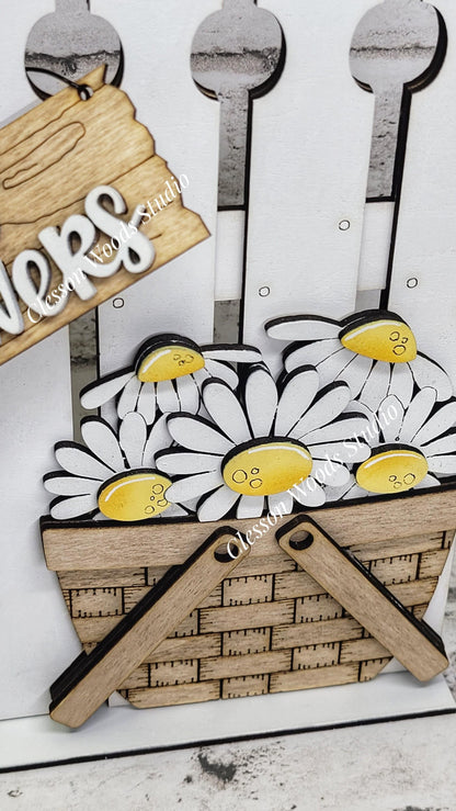 Hand-Painted Wooden Fence Basket Set – Interchangeable Seasonal Decor