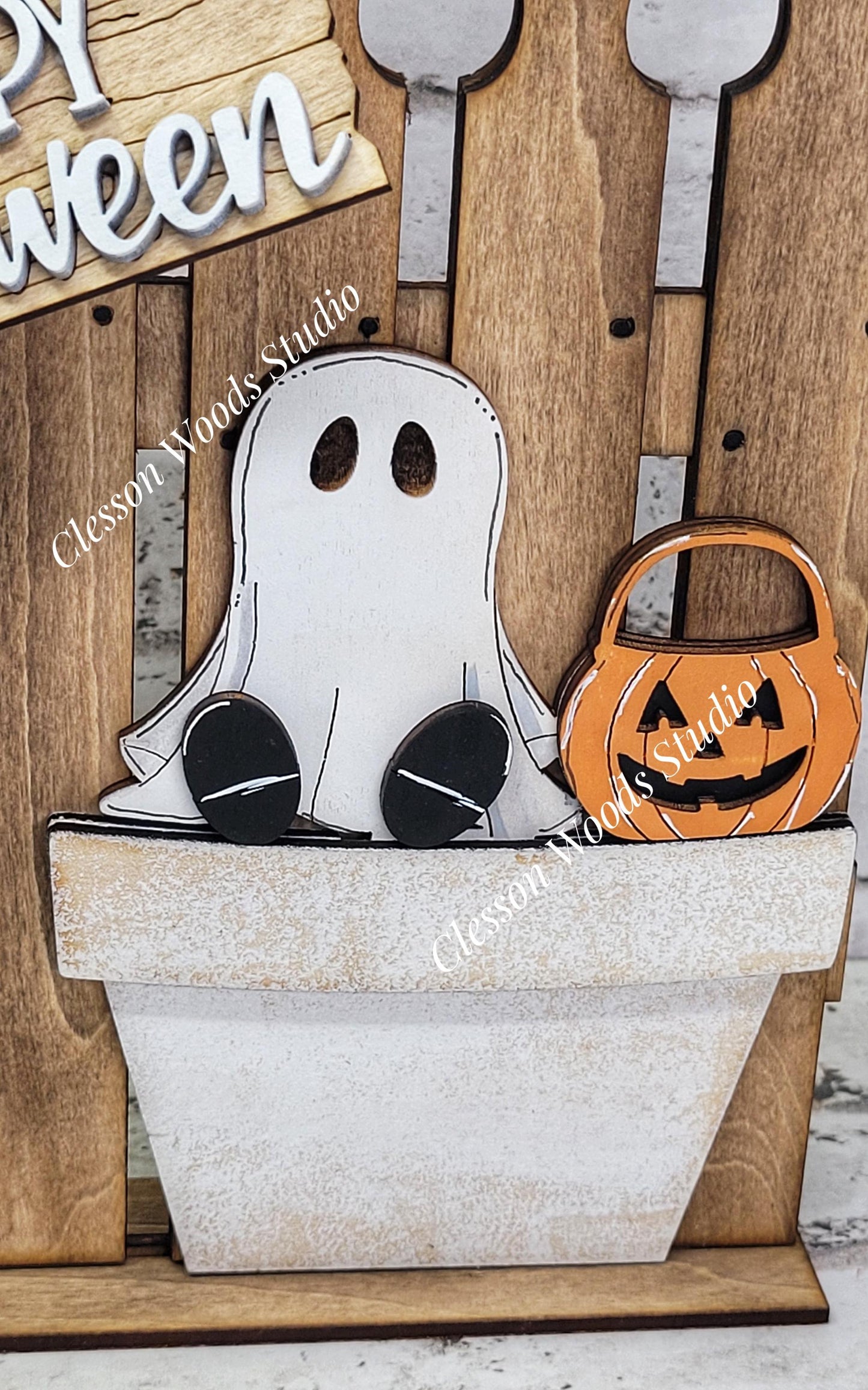 Tiny Fence Basket Set - Halloween Ghost Stained Fence Rustic White Pot