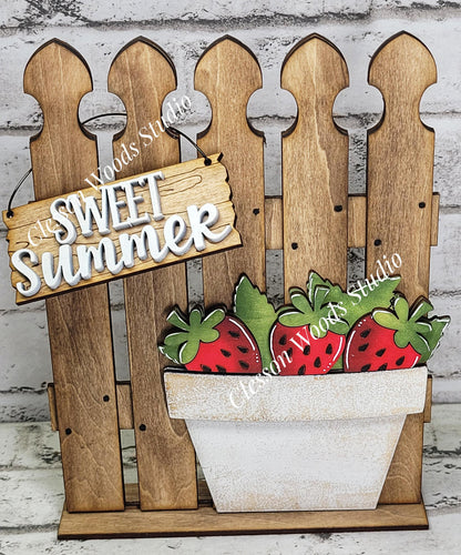 Tiny Fence Basket Set - Strawberries Stained Fence Rustic White Pot