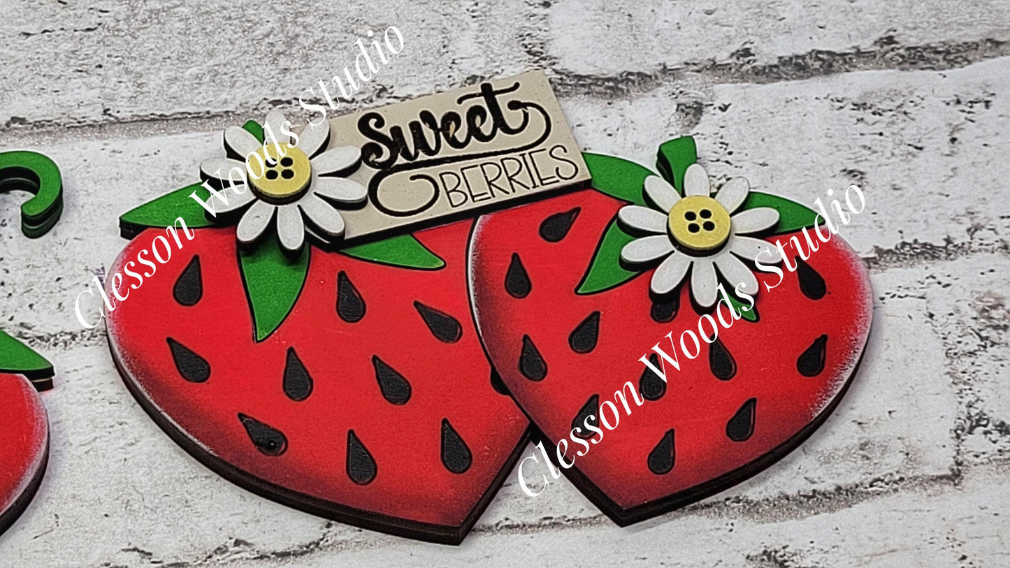 Cottage Drawer Insert Set of 2 Strawberries