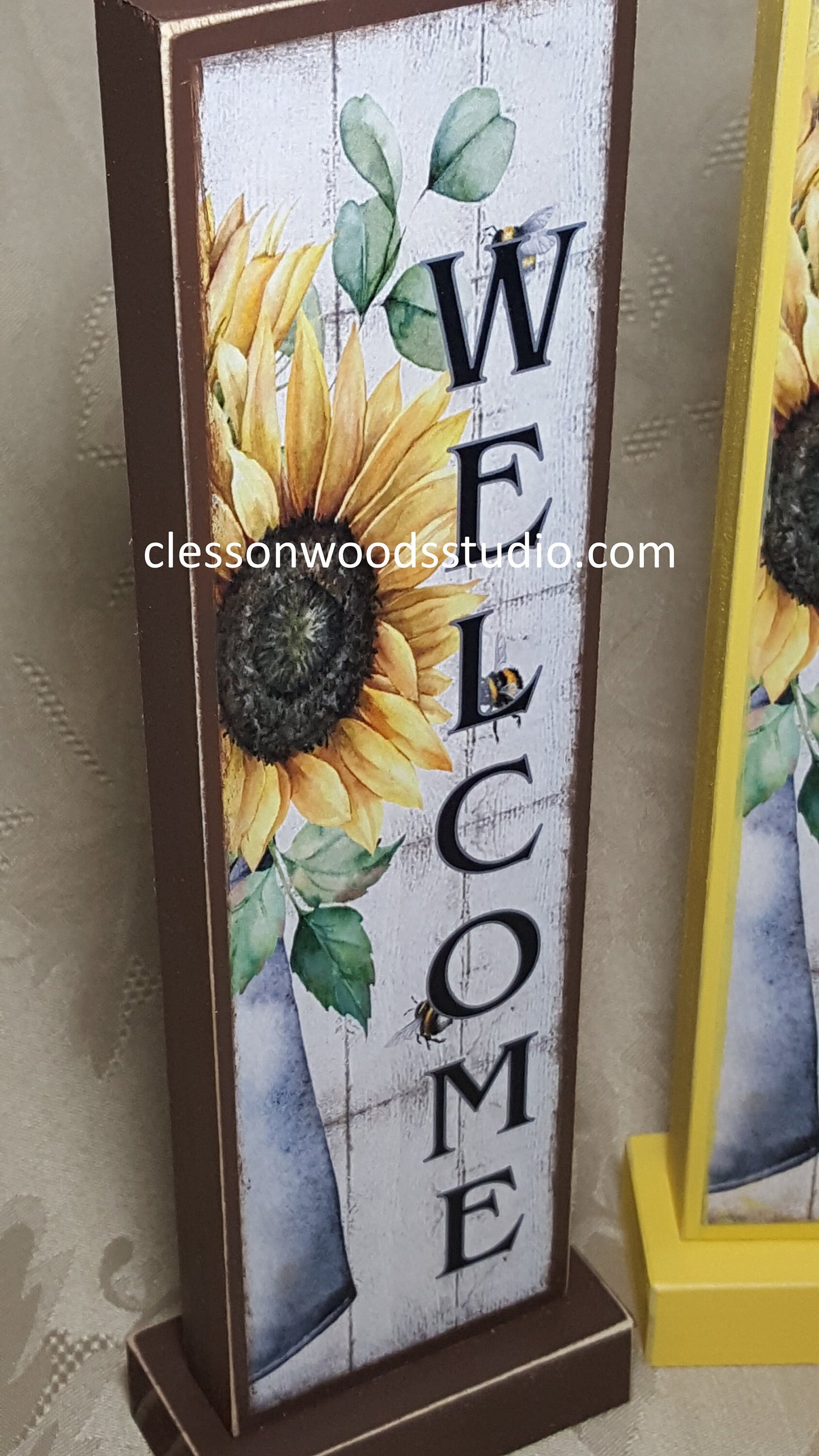 Welcome Sunflower Vertical Wood Sign