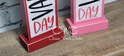 Happy Valentine's Day Vertical Wood Sign